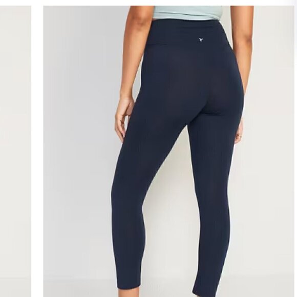 Old Navy: Extra High-Waisted PowerChill Crop Leggings New With Tags Sz XS - Picture 2 of 9